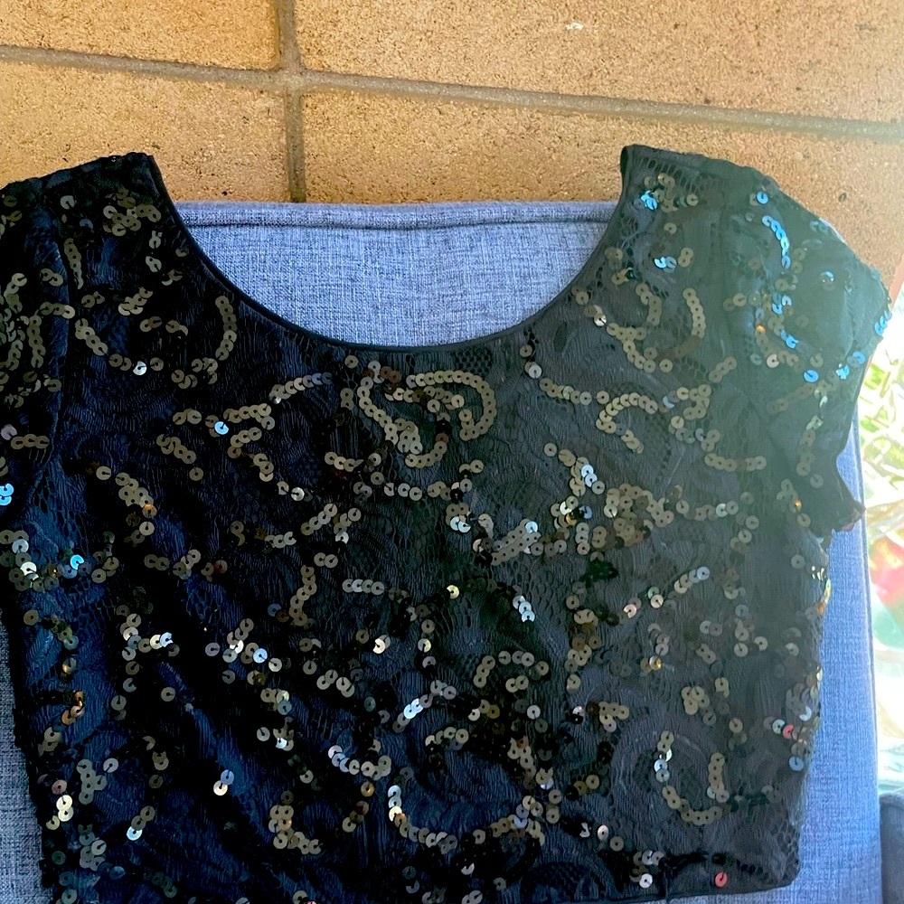 2 Piece Sequin Set From Express! Top Size Small, … - image 7